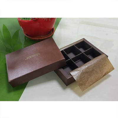 Wholesale Personalized branded embossing Retail luxury packing paper gift chocolate box