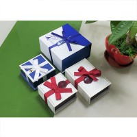 Popular Rigid Sweet chocolate candy gift box packaging with silk ribbon